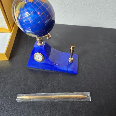 Beautiful gemstone globe pen set GREAT GIFT IDEA!