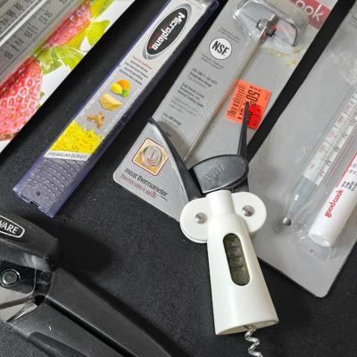 Large variety of brand-new Kitchen utensils