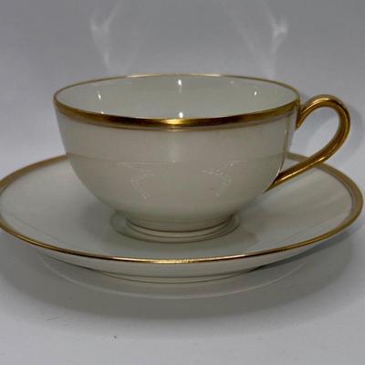 Railroad - Chicago, Milwaukee, & St. Paul Railway Haviland Limoges Cup & Saucer in Olympian Pattern