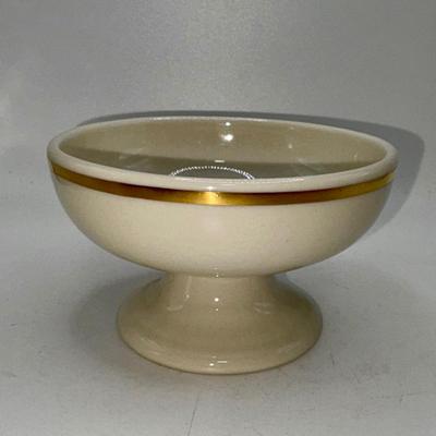 Railroad - Union Pacific RR UPRR Winged Streamliner Custard Cup, Trenton China