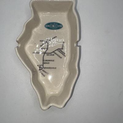 Railroad - Illinois Terminal Railroad Ashtray in Shape of Illinois, Staunton
