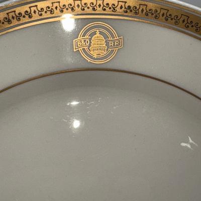 Railroad - 1945 B&O Railroad Capitol Pattern Dinner Plate by Warwick