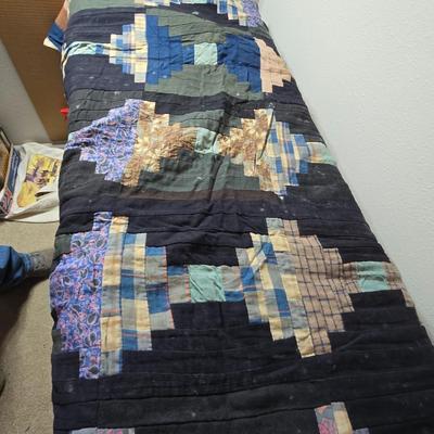 Handmade vintage Crazy Quilt - Early era - Beautiful & fun design