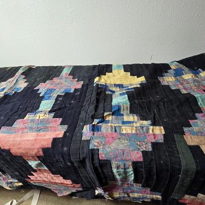 Handmade vintage Crazy Quilt - Early era - Beautiful & fun design