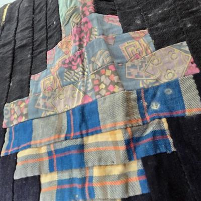 Handmade vintage Crazy Quilt - Early era - Beautiful & fun design