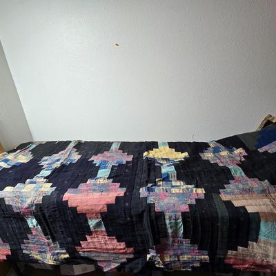 Handmade vintage Crazy Quilt - Early era - Beautiful & fun design