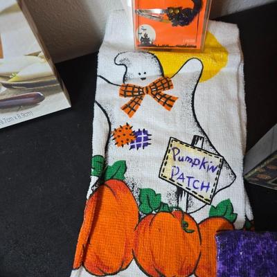 Fall decor - Halloween & Thanksgiving - kitchen towels - Home decor - Small Jewelry pieces and more