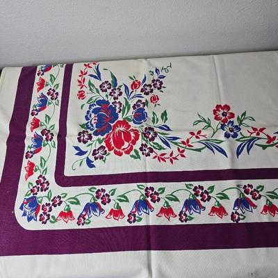 Vintage Otagiri Horizon Japan stoneware teapot with two mugs a Pottery craft vase and a vintage table cloth