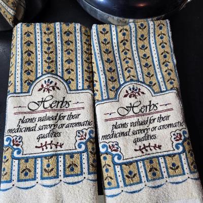 Nice Emeril three-piece pot & pan set, Wear-ever Aluminum pan with lid and a new Kitchen dish towel set