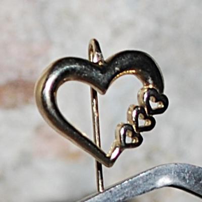 Four HEARTS PIN (1½" L) with Pin Guard on a Gold Tone Setting