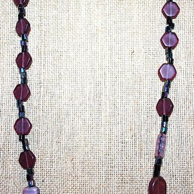 Deep Purple Hex, Oval & Rectangle Shaped ACRYLIC BEAD NECKLACE with Black Spacers and Barrel Screw Clasp 26" L
