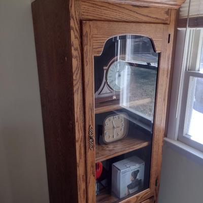 Oak Finish Display Cabinet with Right-Hand Glass Door (No Contents)
