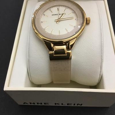 Sale Photo Thumbnail #246: Please see attached photos