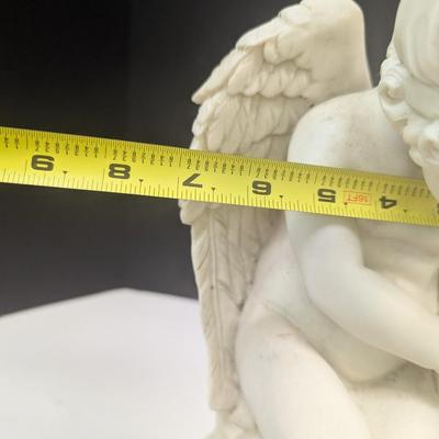 Resin Cherub Statue