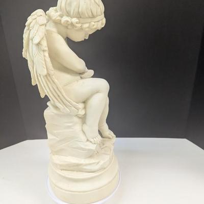 Resin Cherub Statue