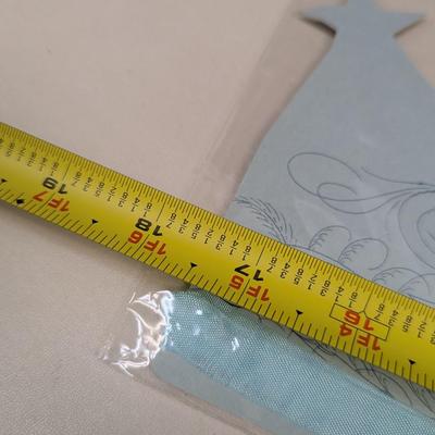 A Commemorative Paper Crown