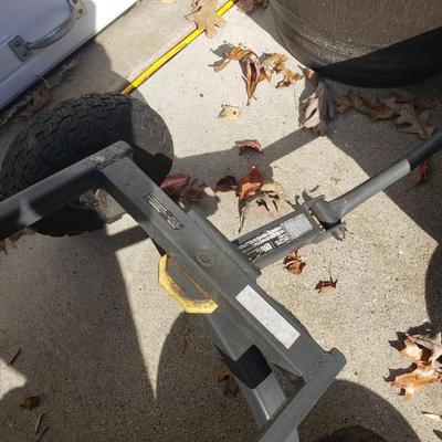 Outdoor Planters, Pots & Gorilla Dump Wagon (Y-KD)