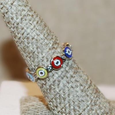 Size 7 Interesting Multicolor "Bullseye" Ring on a Silver Tone Band (2.8g)