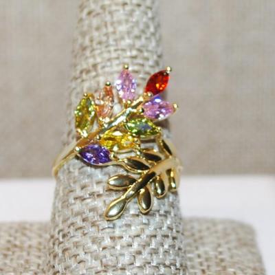 Size 9¼ Multicolor Flower Party Style Ring with Branch on a Gold Tone Band (3.7g)