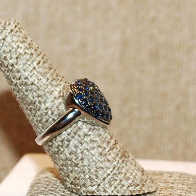 Size 7 ½ Marked .925 "Puffy" HEART Shaped Ring Embedded with Full Layer of Deep Blue Accent Stones on a Silver Band (6.4g)