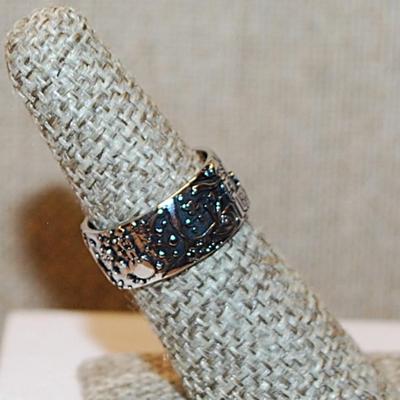 Size 6½ "Sunburst, Moons & Stars" Ring on a Silver Tone No Stones Band (5.4g)