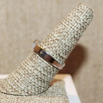 Size 7¼ Marked .925 Classic Single Round Clear Stone Ring with Silver SPLIT BAND (3.5g)