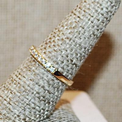 Size 7½ Delicate Half Infinity Style Ring with Tiny Clear Stones on a Gold Tone Band (1.5g)
