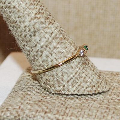 Size 10 ½ Delicate Green Rectangle Stone Ring with Side Accents on a Gold Tone Band (0.8g)