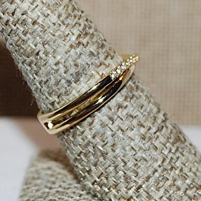 Size 8 Half Infinity Criss-Cross Ring with 2 Rows of Small Stone Accents on a Gold Tone Band (2.6g)