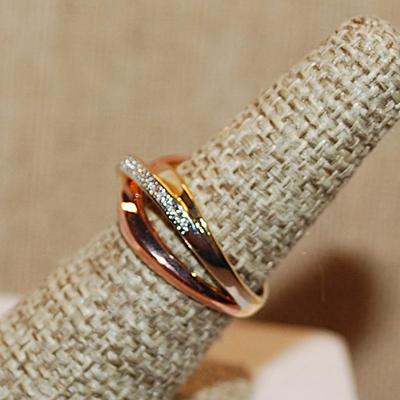 Size 10 Triple Colored Bands Ring Including Rose Gold, Silver and Gold with Row of Small Clear Stone Accents (4.7g)
