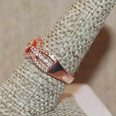 Size 8½ Rose Gold "Diamond Setting" Ring for the Main Stone and 3 Rows of Clear Stones on a ROSE GOLD Band (3.4g)