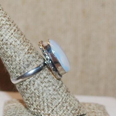 Size 7½ Marked .925 Translucent "Clouds" Light Blue OPAL Style Gemstone Ring on a Silver-Plated Band (5.7g)