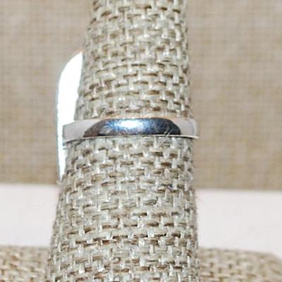 Size 7½ Large Rectangle Shaped Yellows, Reds & Blues YELLOW JASPER Gemstone Ring with 6 Loops on a Silver Tone Band (6.8g)