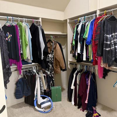 Sale Photo Thumbnail #5: Everything pictured, including the hangers!