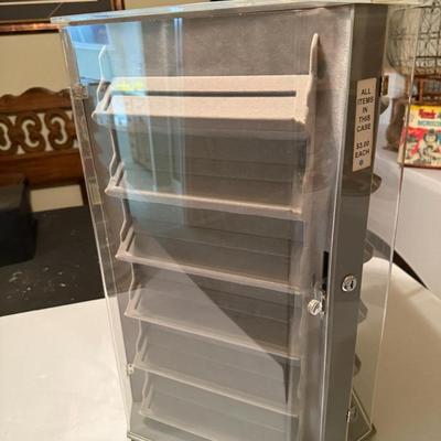 Sale Photo Thumbnail #11: Zippo display case