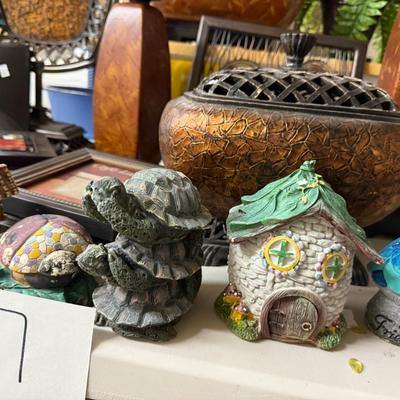 Sale Photo Thumbnail #38: Table not included