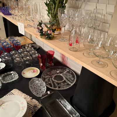 Sale Photo Thumbnail #77: Table, tablecloth, risers, and boards are not included. 