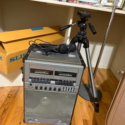 Sale Photo Thumbnail #123: Guitar case is empty!