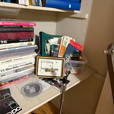 Sale Photo Thumbnail #127: Guitar case is empty!