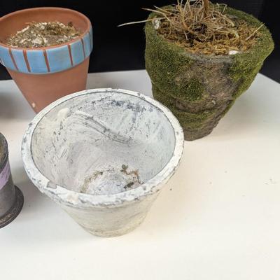 Variety Of Sizes & Materials Of Pots