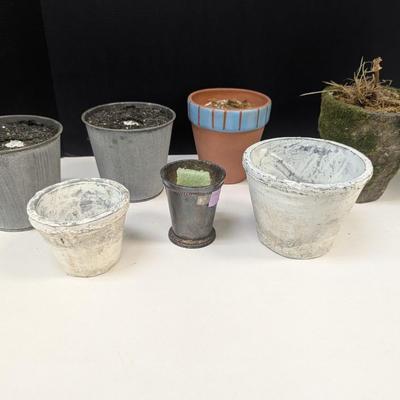 Variety Of Sizes & Materials Of Pots