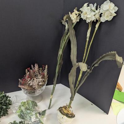 Winter Centerpiece Decorations