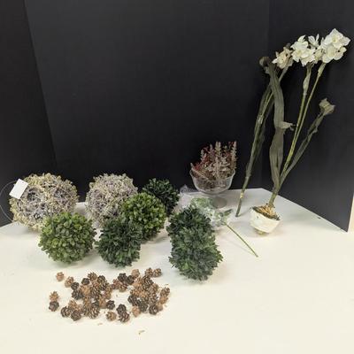 Winter Centerpiece Decorations