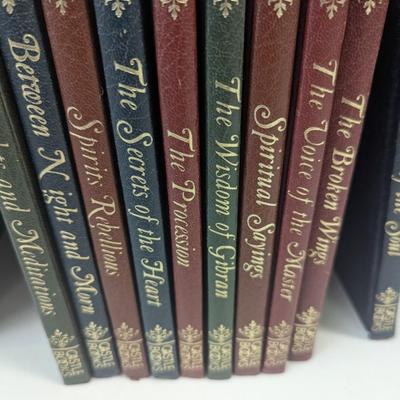Vintage Kahul Gibran Books