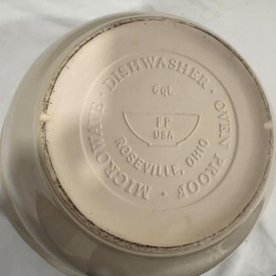 Roseville Pottery Mixing Bowl (BK-MG)