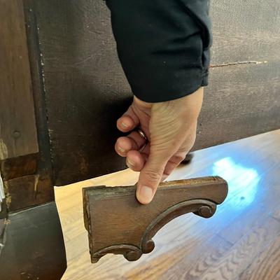 Chippendale Style Bow Front Sideboard W/ Claw Feet (D-RG)