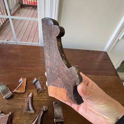 Chippendale Style Bow Front Sideboard W/ Claw Feet (D-RG)