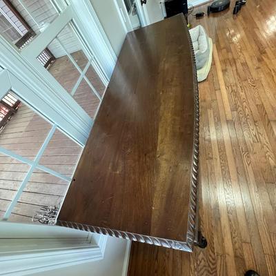 Chippendale Style Bow Front Sideboard W/ Claw Feet (D-RG)