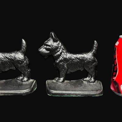 Sale Photo Thumbnail #20: Cast iron construction. Most likely from the 1920s or 1930s. Measurement: 5"H. [CS]