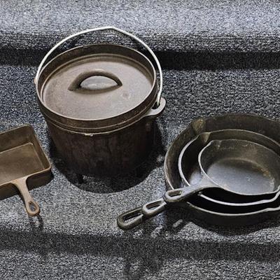cast iron cookware - skillets, and dutch oven